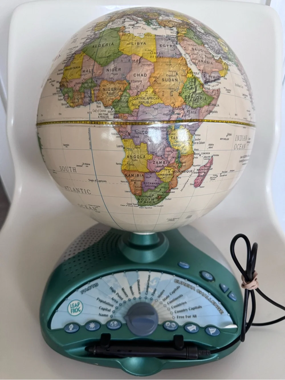 LeapFrog Interactive Talking Globe Eureka Challenge Tested Complete Homeschool